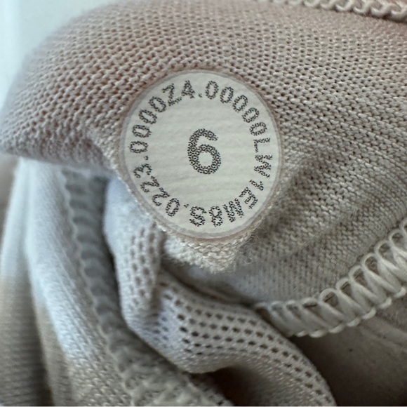 Lululemon Women’s Wunder Train Racerback Tank Top - Size 6 - Picture 9 of 11